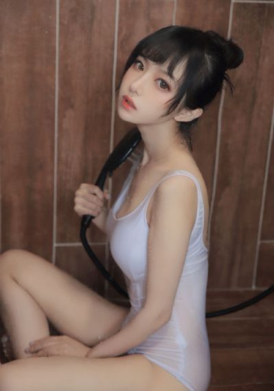 美女上错身